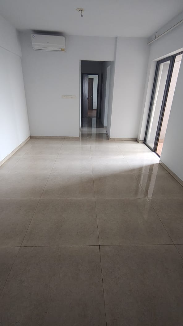 1.5 BHK + Pooja Room,Study Room Apartment For Rent in Lodha Lakeshore Greens