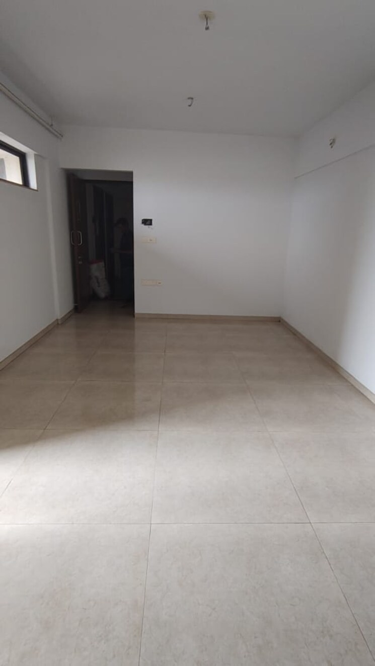 Room, lodha-lakeshore-greens 1.5 Bedroom 638 Sq.Ft. Apartment In Dombivli East Thane 9078002