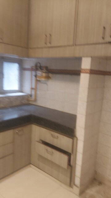 Kitchen in 3.5 BHK Apartment at Mayur Vihar Phase 1 Extension – for Rent