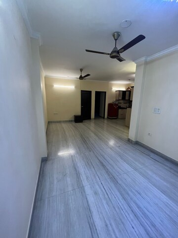 Living Room in 3 BHK Builder Floor at Janakpuri – for Rent