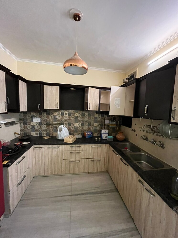 Kitchen, janakpuri 3 Bedroom 1350 Sq.Ft. Builder Floor In Janakpuri Delhi 9078036