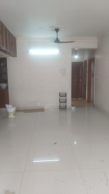 3.5 BHK Apartment For Rent in Mayur Vihar Phase 1 Extension