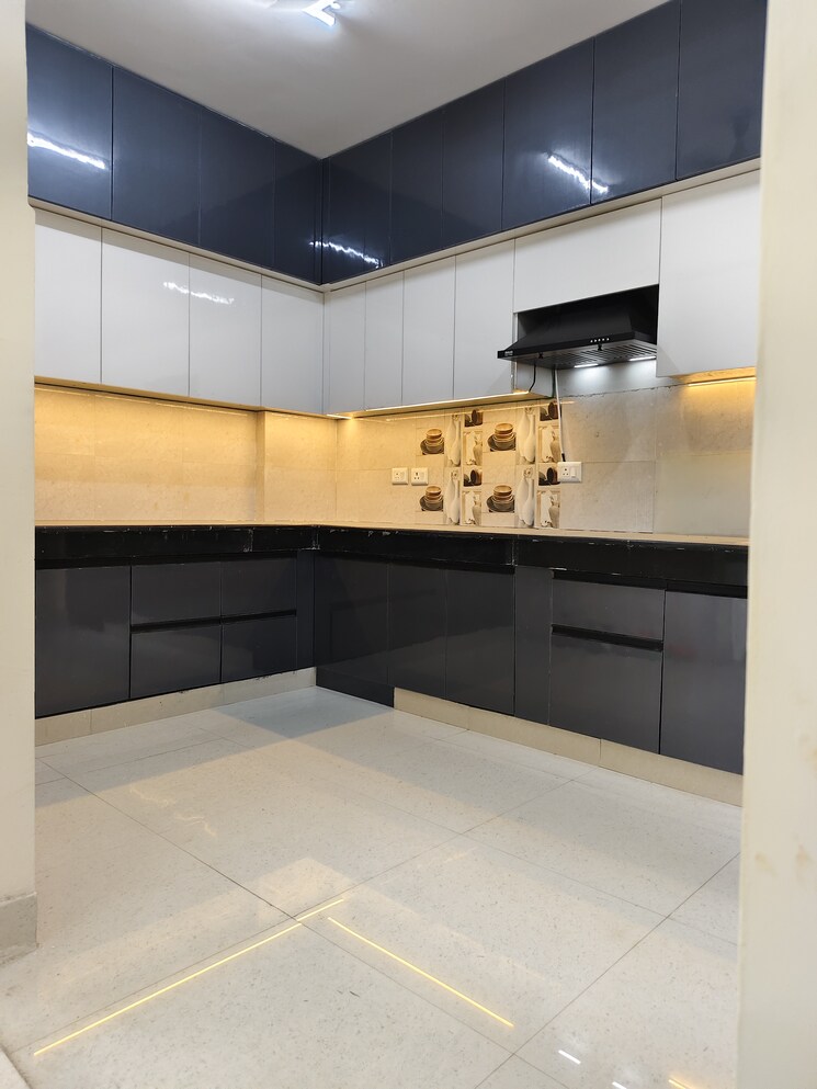 Kitchen, sector 19b dwarka 3 Bedroom 2200 Sq.Ft. Apartment In Sector 19b Dwarka Delhi 9078090