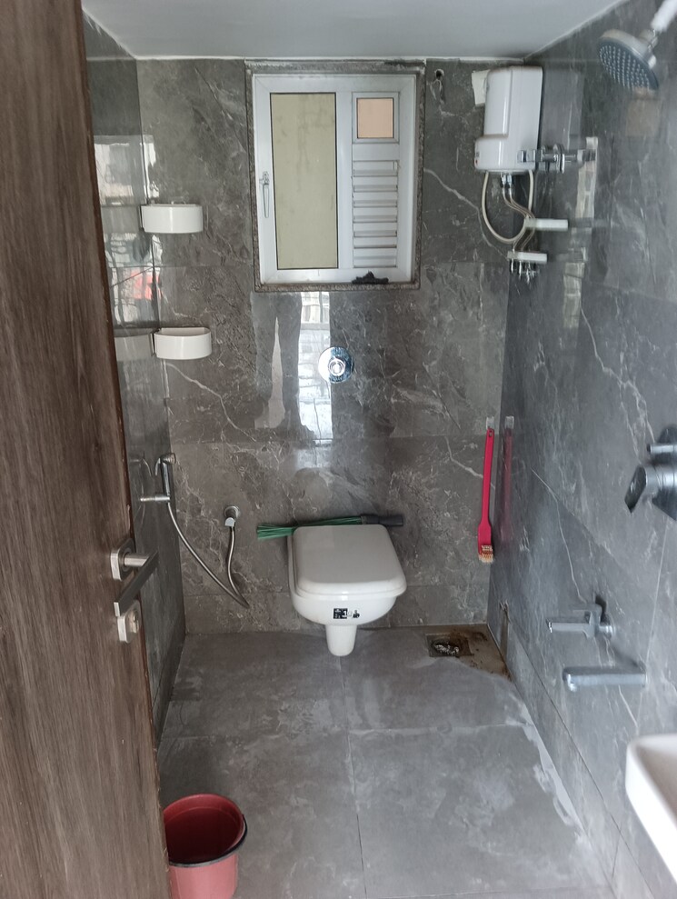 Attached Bathroom, gurukrupa-guru-atman 2 Bedroom 955 Sq.Ft. Apartment In Kalyan West Thane 9078102