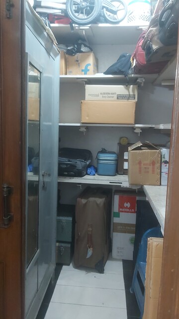 Kitchen in 2.5 BHK Builder Floor at Mayur Vihar – for Rent