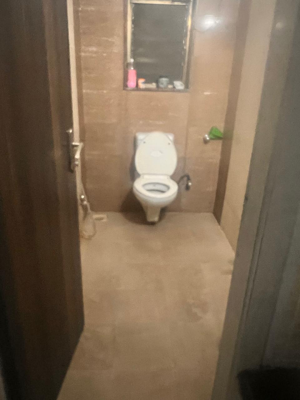 2 BHK Apartment For Sale in Regency Towers