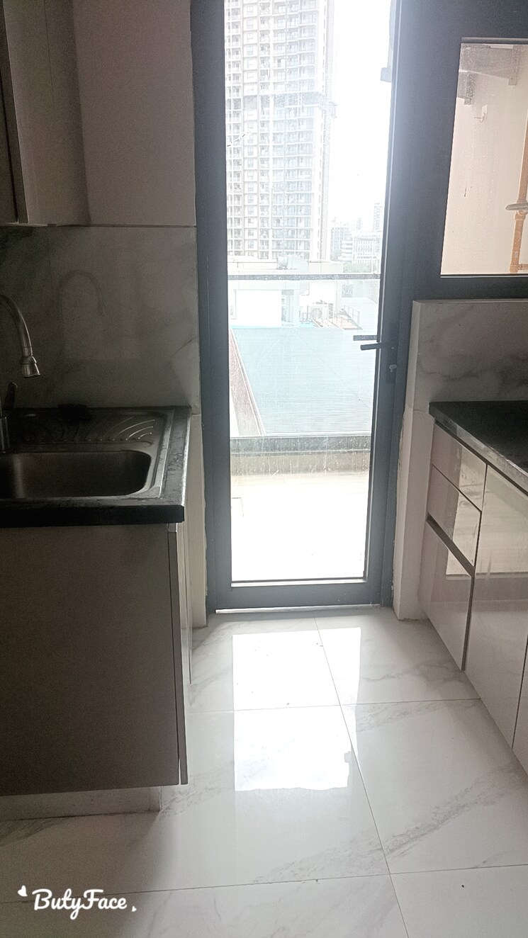 Kitchen, unitech-woodstock-floors 3 Bedroom 1624 Sq.Ft. Apartment In Sector 50 Gurgaon 9078135