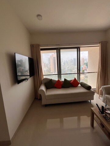 Bedroom in 2 BHK Apartment at Anand Bhuvan Matunga, Matunga West – for Rent