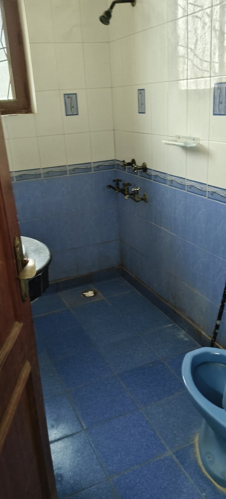 Bathroom, rwa-apartments-sector-52 2 Bedroom 1500 Sq.Ft. Independent House In Sector 52 Noida 9078148