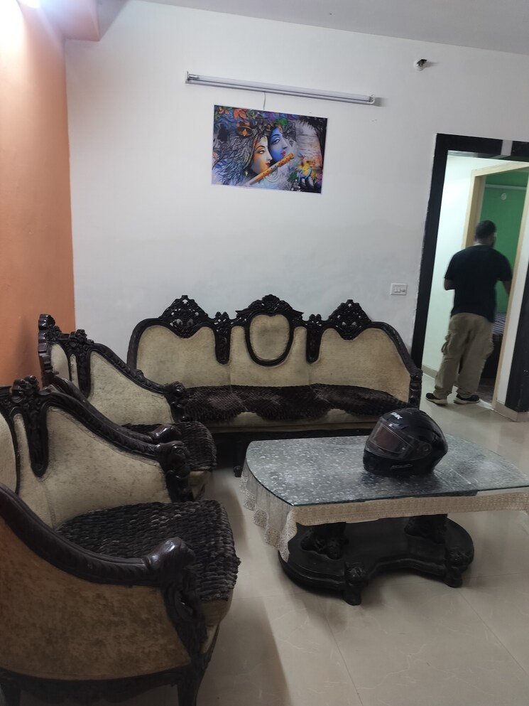 Living Room, jaypee-greens-kosmos 2 Bedroom 940 Sq.Ft. Apartment In Sector 134 Noida 9078145