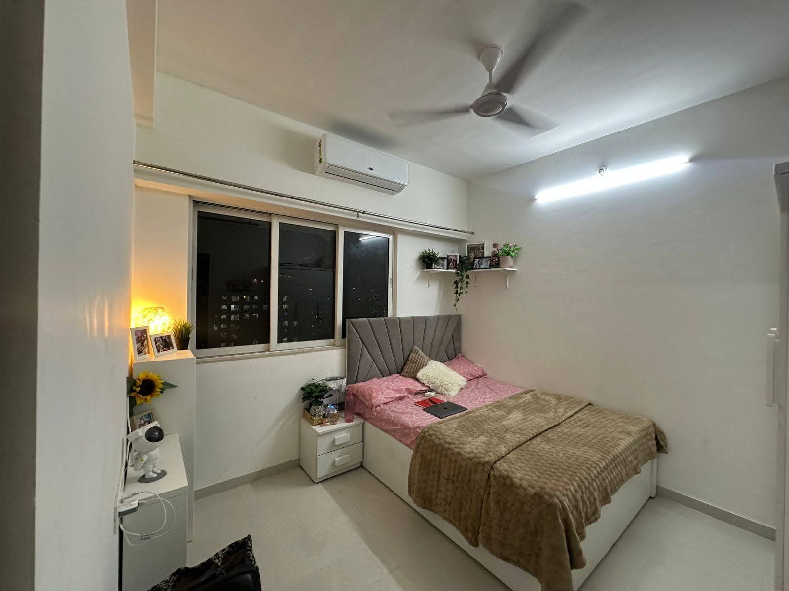 1 BHK Apartment For Rent in Omkar Signet