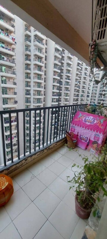 Master Plan in 2 BHK Apartment at AIG Park Avenue, Sector 4 Greater Noida – for Rent
