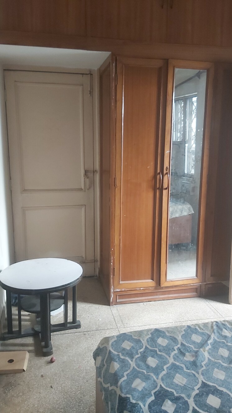 Bedroom, mayur vihar 1 RK 250 Sq.Ft. Apartment In Mayur Vihar Delhi 9078181