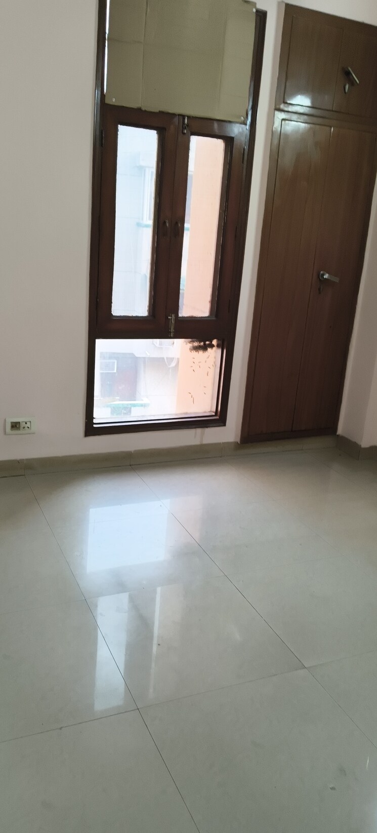 Room, royal-towers-noida 4 Bedroom 2200 Sq.Ft. Apartment In Sector 61 Noida 9078196