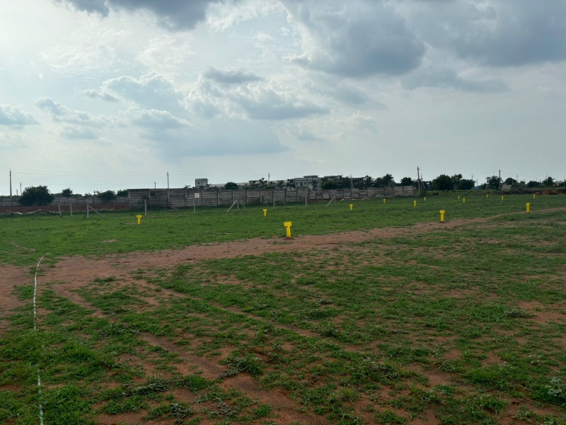 Plot For Sale in Sri Sai Jy Proprietary ma