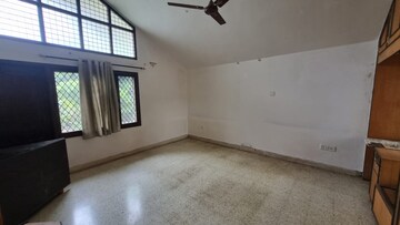 Room in 4 BHK Independent House at Jp Nagar – for Rent