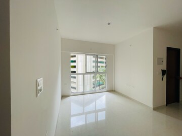 1 BHK Apartment For Rent in Lodha Amara New Tower, Kolshet Industrial Area
