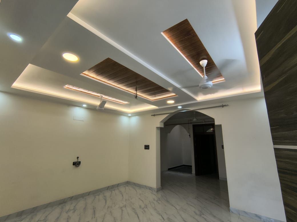 1.5 BHK + Pooja Room Independent House For Rent in Vibhav Khand