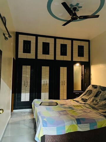 Bedroom in 1.5 BHK Independent House at Gomti Nagar – for Rent