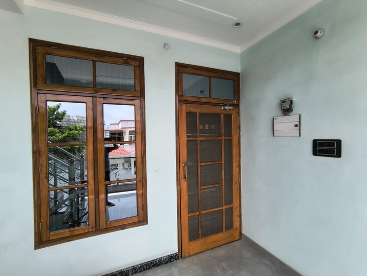 Room, gomti nagar 1.5 Bedroom 850 Sq.Ft. Independent House In Gomti Nagar Lucknow 9078281