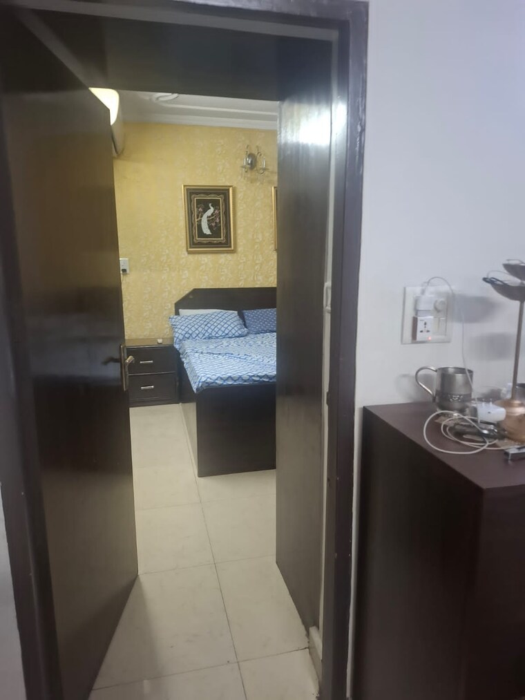 Room, dwarka 1 Bedroom 53 Sq.Mt. Apartment In Dwarka Delhi 9078294