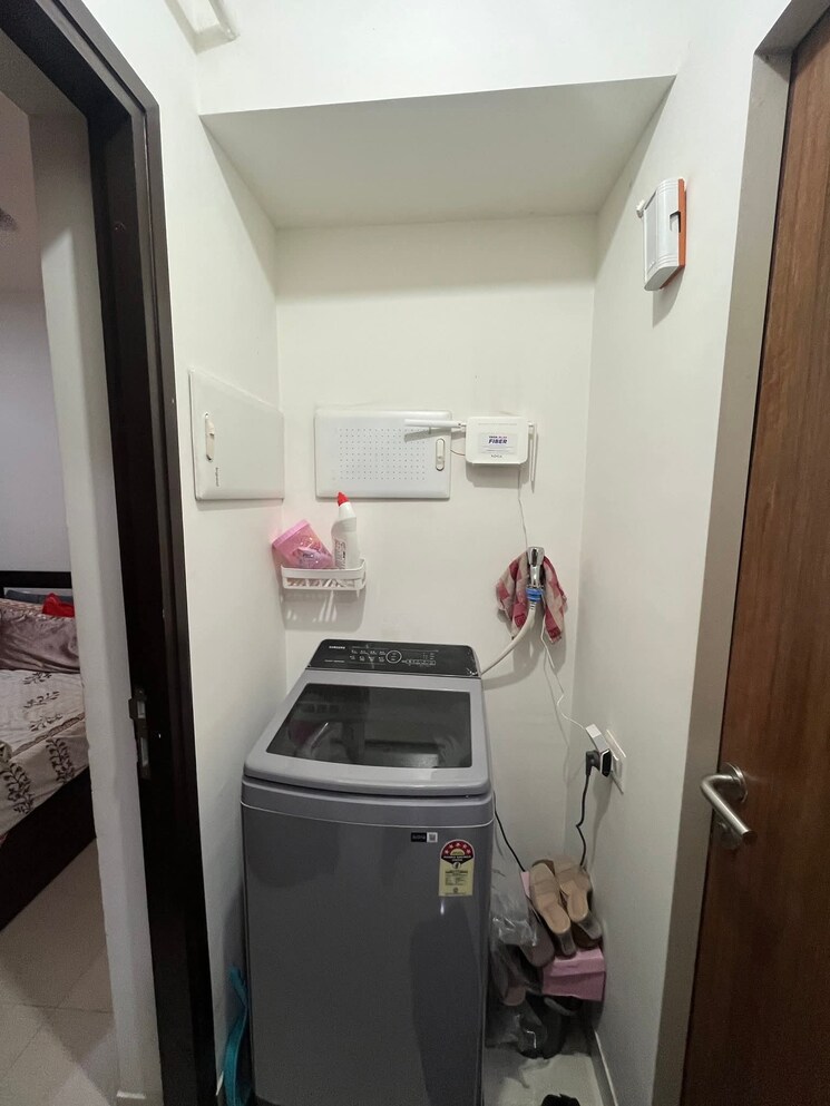 undefined, lodha-crown-quality-homes 1 Bedroom 500 Sq.Ft. Apartment In Majiwada Thane 9078303