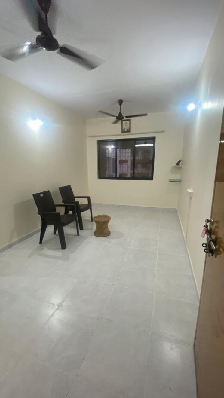 Room, raj-vaibhav-kandivali 1 Bedroom 450 Sq.Ft. Apartment In Kandivali West Mumbai 9078305