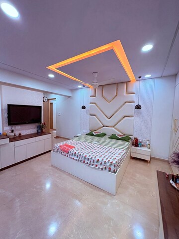 Bedroom in 3 BHK Apartment at Soham Crystal Spires, Ghodbunder Road – for Rent