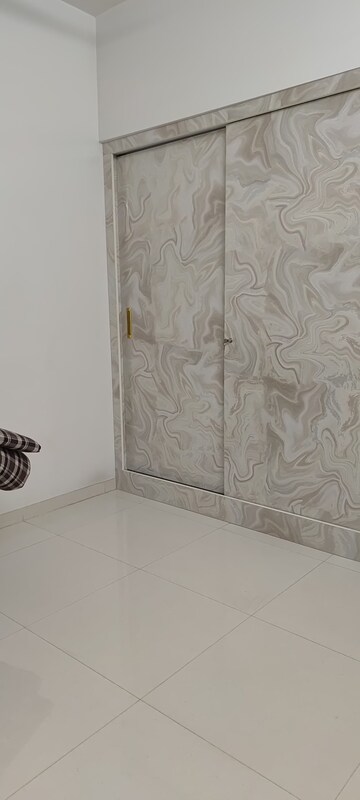 Bathroom in 1 BHK Apartment at Metropolis Aquaris Phase 2, Kasarvadavali – for Rent