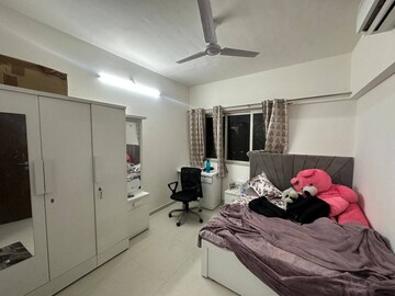 Parking in 2 BHK Apartment at Andheri West – for Rent