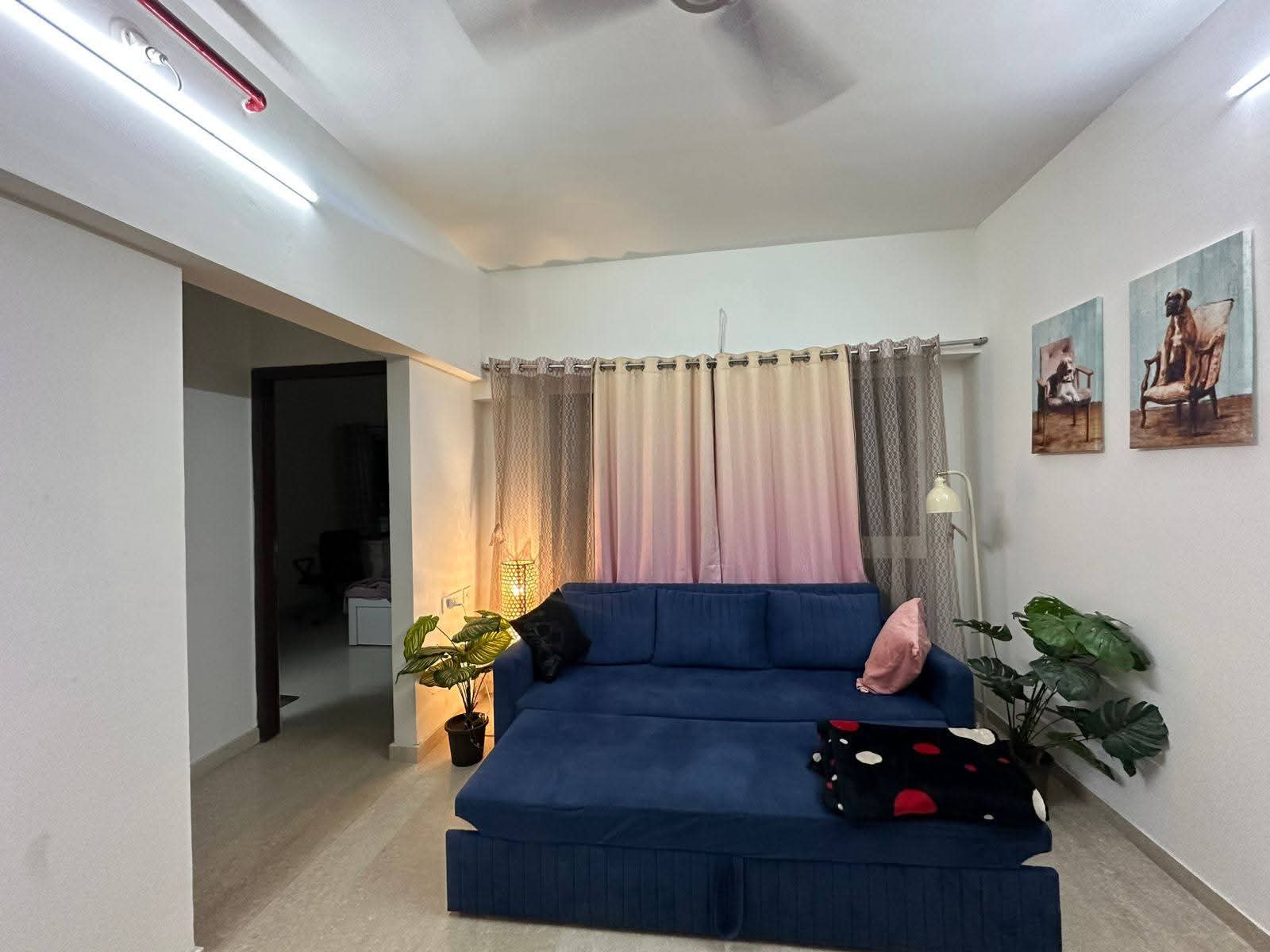 2 BHK Apartment For Rent in Andheri West