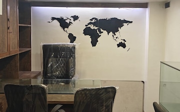 Office Space For Rent in Om Heera Panna Mall, Andheri West