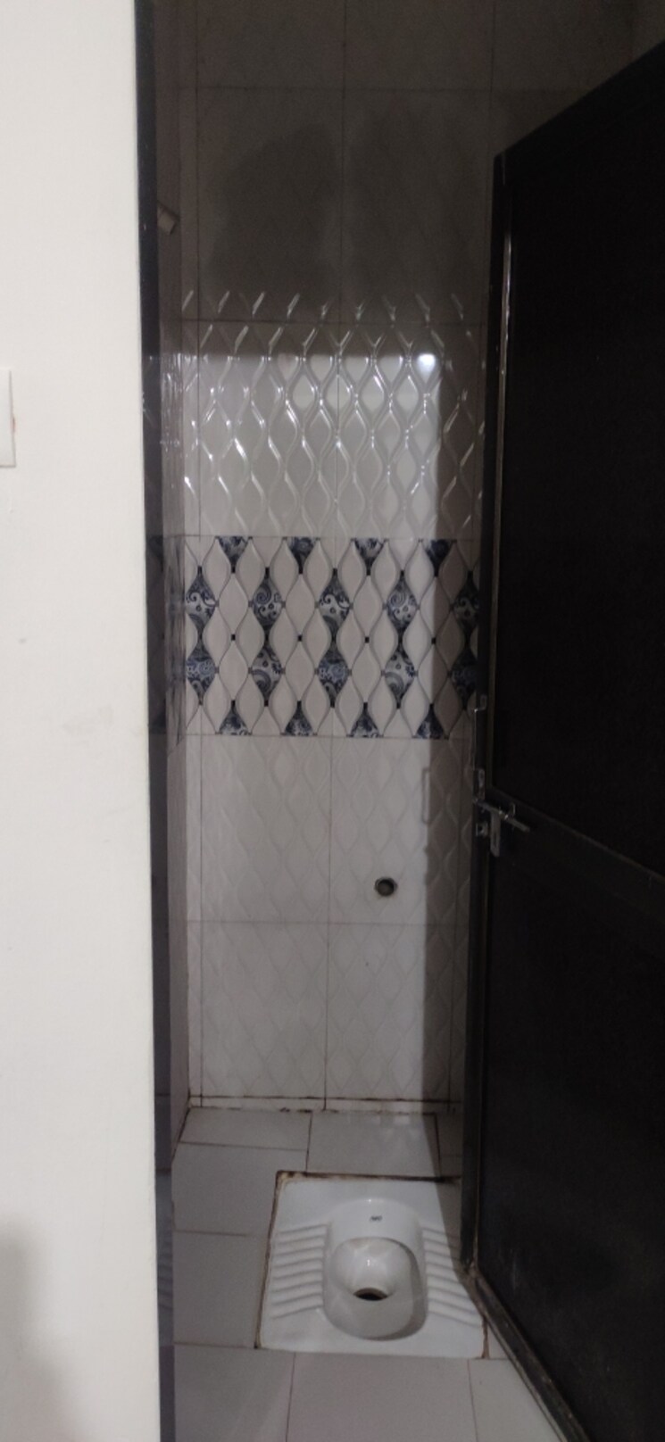 Bathroom, mahad 1 Bedroom 700 Sq.Ft. Apartment In Mahad Raigad 9078343
