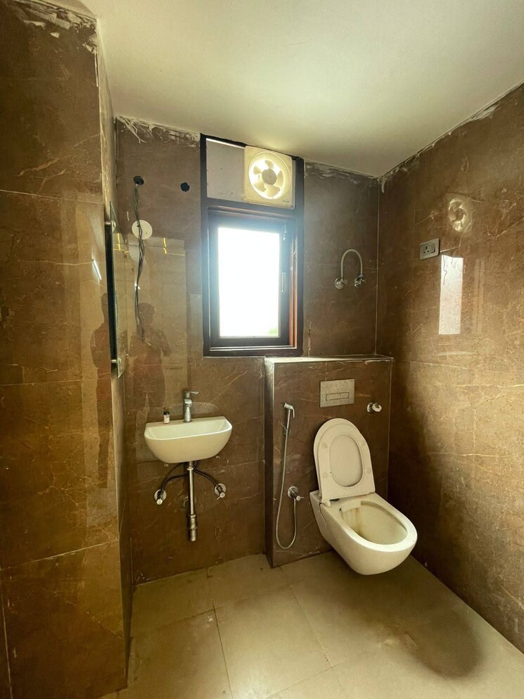 Bathroom, saket 1 Bedroom 450 Sq.Ft. Builder Floor In Saket Delhi 9078342