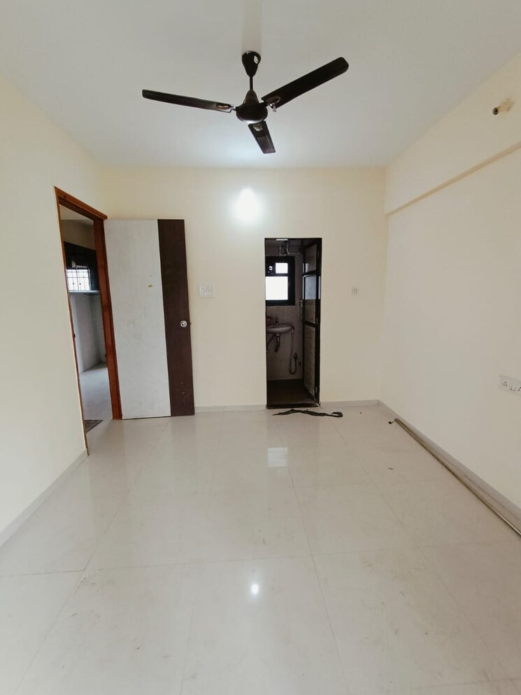 Room, sangle-trinity 1 Bedroom 460 Sq.Ft. Apartment In Gauripada Thane 9078377