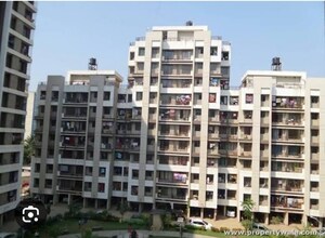  Shop For Sale in Squarefeet Grand Square, Anand Nagar