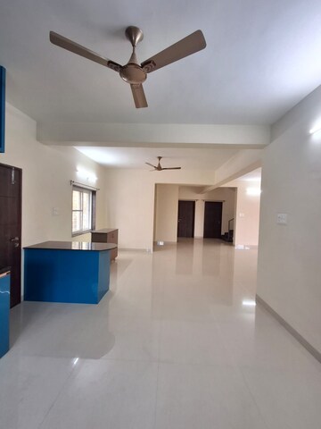 Living Room in 6+ BHK Villa at Kapra – for Rent