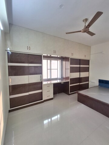 Master Bedroom in 6+ BHK Villa at Kapra – for Rent