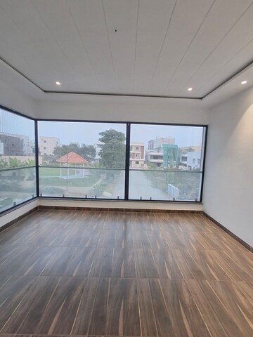 6+ BHK Villa – Exterior View View at Kapra - for Rent
