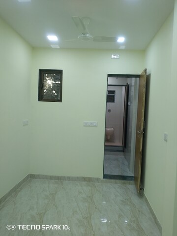 Office Space For Rent in 18A Apartment, Khar West