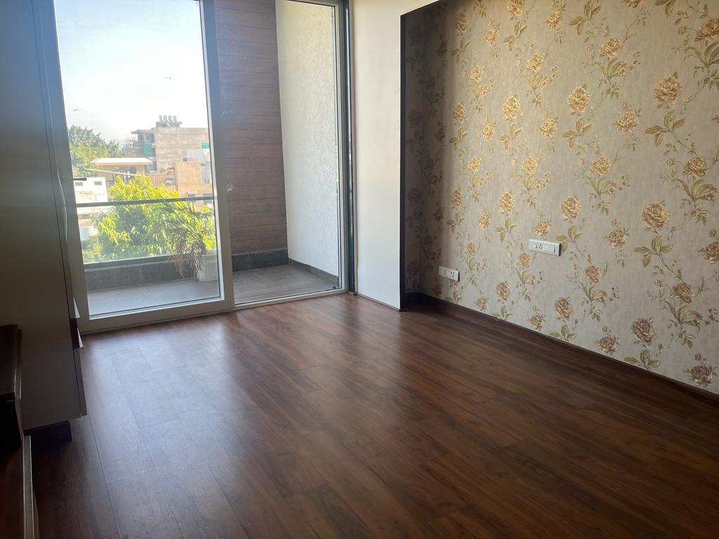 3 BHK Builder Floor For Sale in Sector 9 