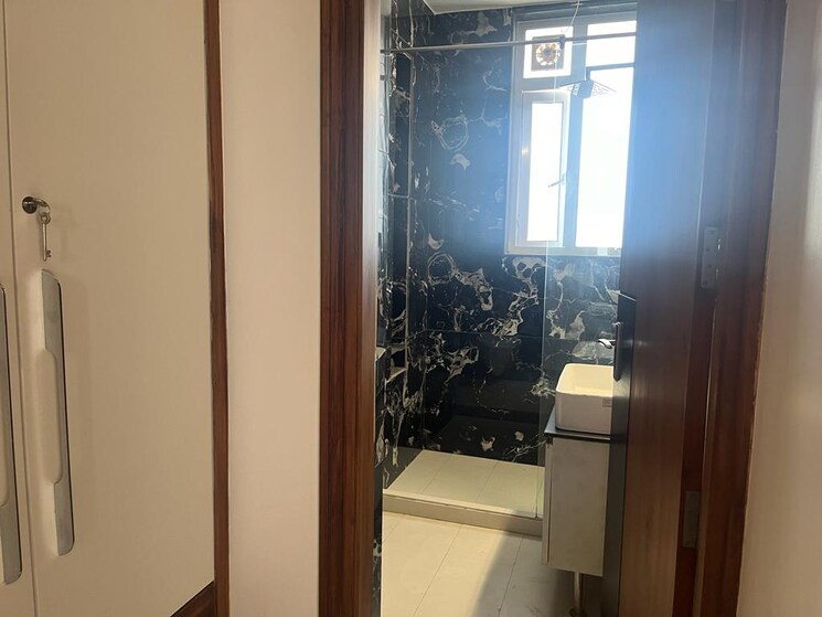 Bathroom, sector 9 panchkula 3 Bedroom 1800 Sq.Ft. Builder Floor In Sector 9 Panchkula Panchkula 9078495