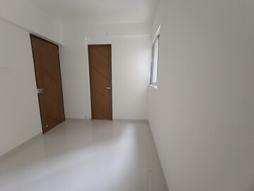 Room in 3.5 BHK Apartment at Moreshwar 19 East, Nerul – for Rent