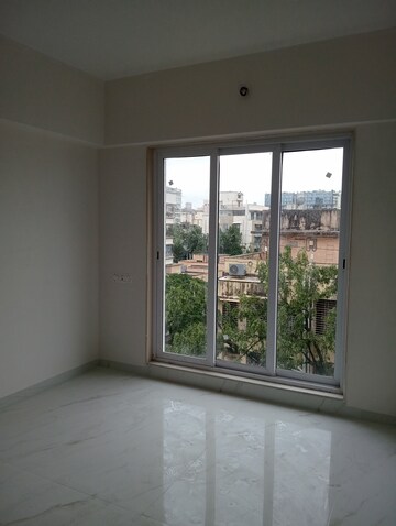 Room in 2 BHK Apartment at Acharat Baug, Santacruz West – for Sale