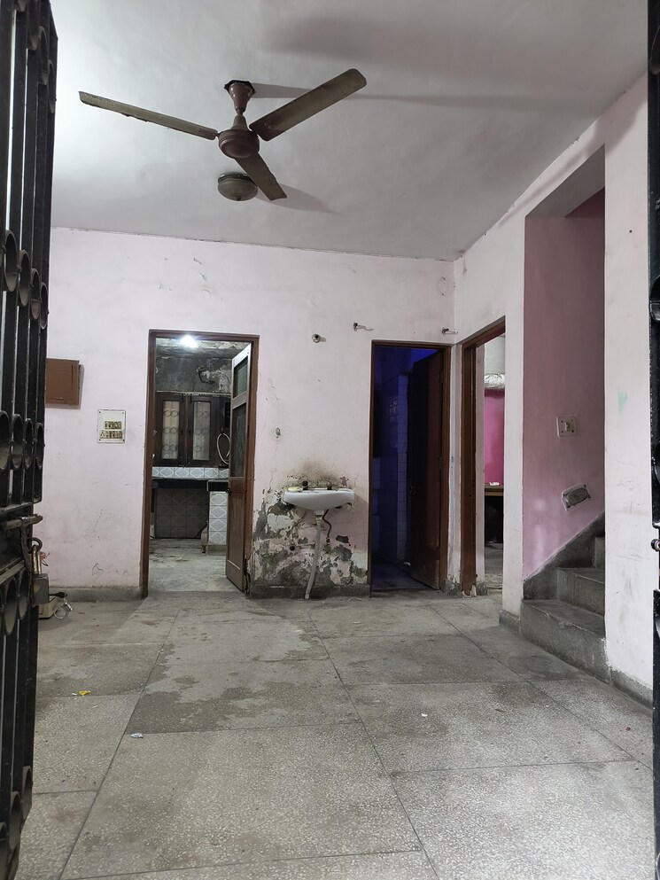 Living Room, sarita vihar 3.5 Bedroom 1700 Sq.Ft. Apartment In Sarita Vihar Delhi 9078526