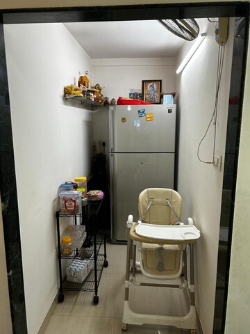 Furnished Amenities in 2 BHK Apartment at Hiranandani Bloomingdale, Ghodbunder Road – for Rent