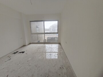 Room in 3.5 BHK Apartment at Moreshwar 19 East, Nerul – for Sale