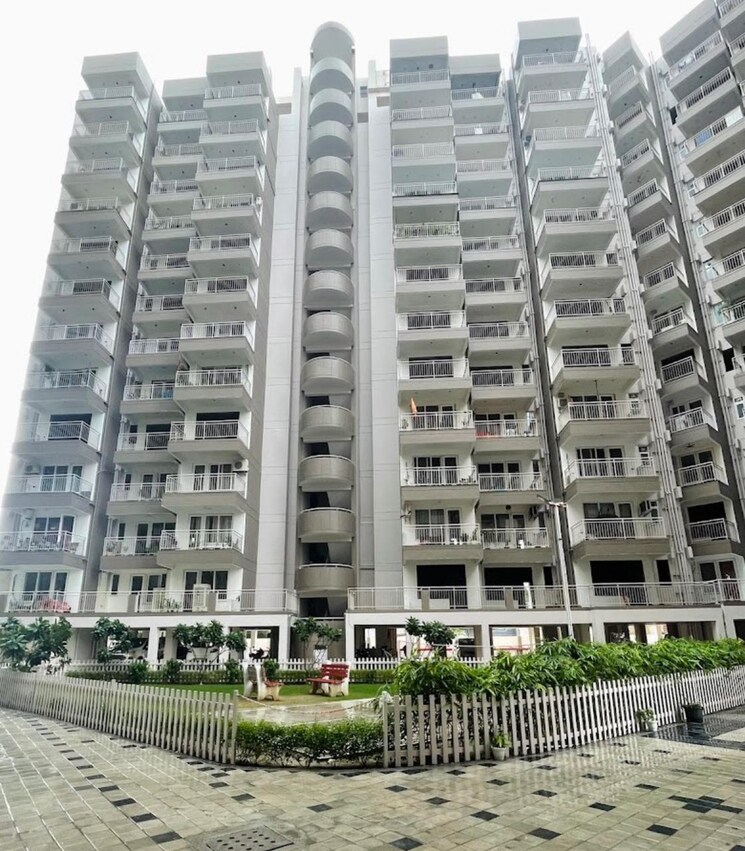 Exterior View, ram-shanti-apartment 3 Bedroom 2400 Sq.Ft. Apartment In Sector 52 Gurgaon 9078539
