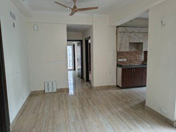 2 BHK Apartment For Rent in Gaur City 2 - 12th Avenue, Sector 16c Greater Noida