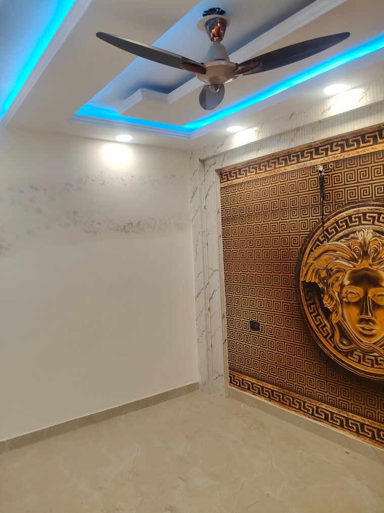 Room, govindpuri 3 Bedroom 900 Sq.Ft. Builder Floor In Govindpuri Delhi 9078560
